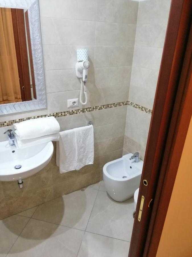 Suite Dal Conte Roma Exterior foto